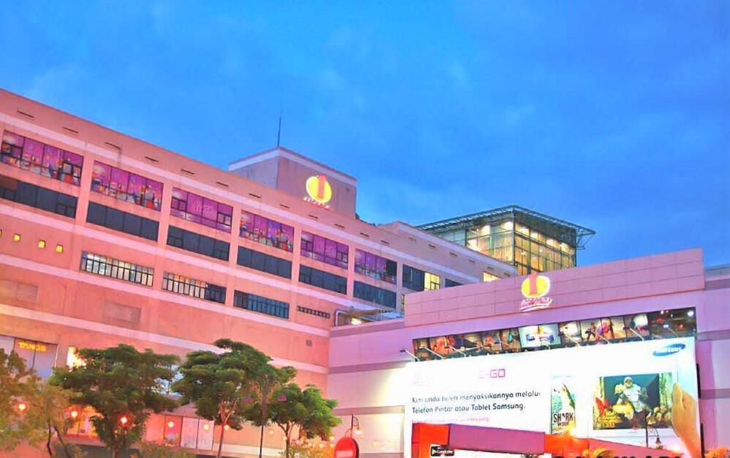 Hotel Sri Sutra - Bandar Sri Damansara Sungai Buloh Exterior foto