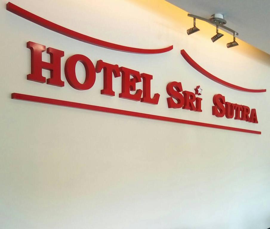 Hotel Sri Sutra - Bandar Sri Damansara Sungai Buloh Exterior foto