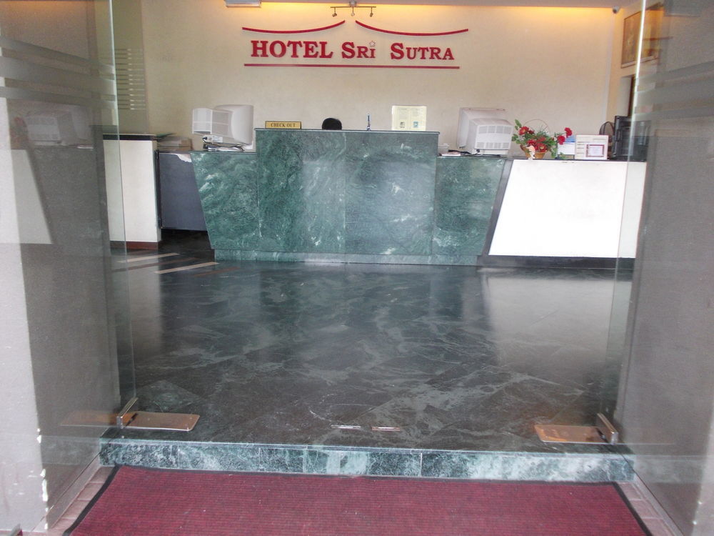 Hotel Sri Sutra - Bandar Sri Damansara Sungai Buloh Exterior foto